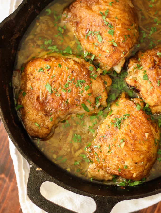 Skillet Chicken with Garlic, Shallot, and Wine Sauce