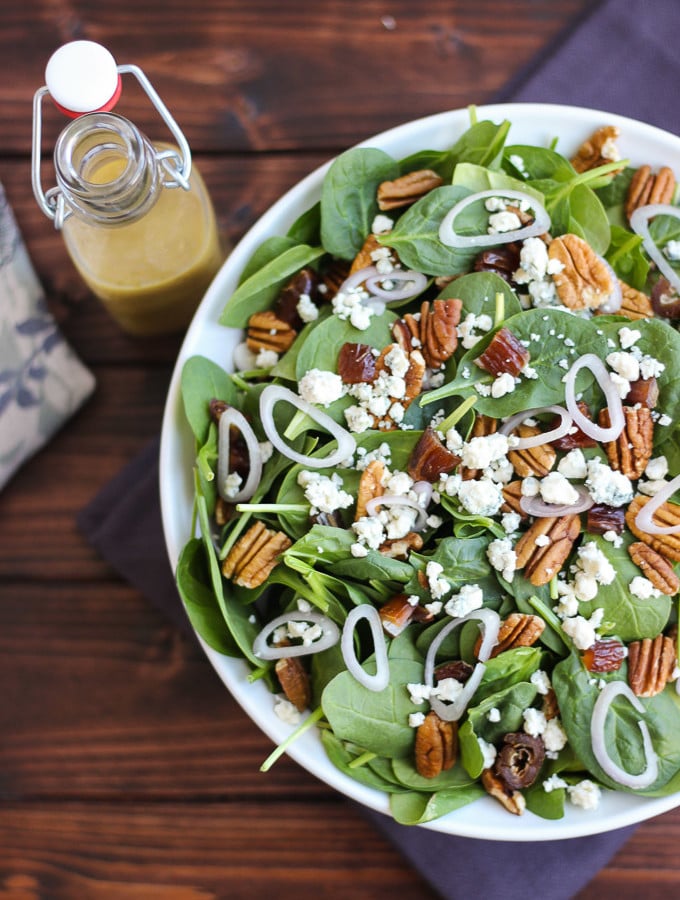 Spinach Salad with Tangy Red Wine Vinaigrette // Fork in the Kitchen