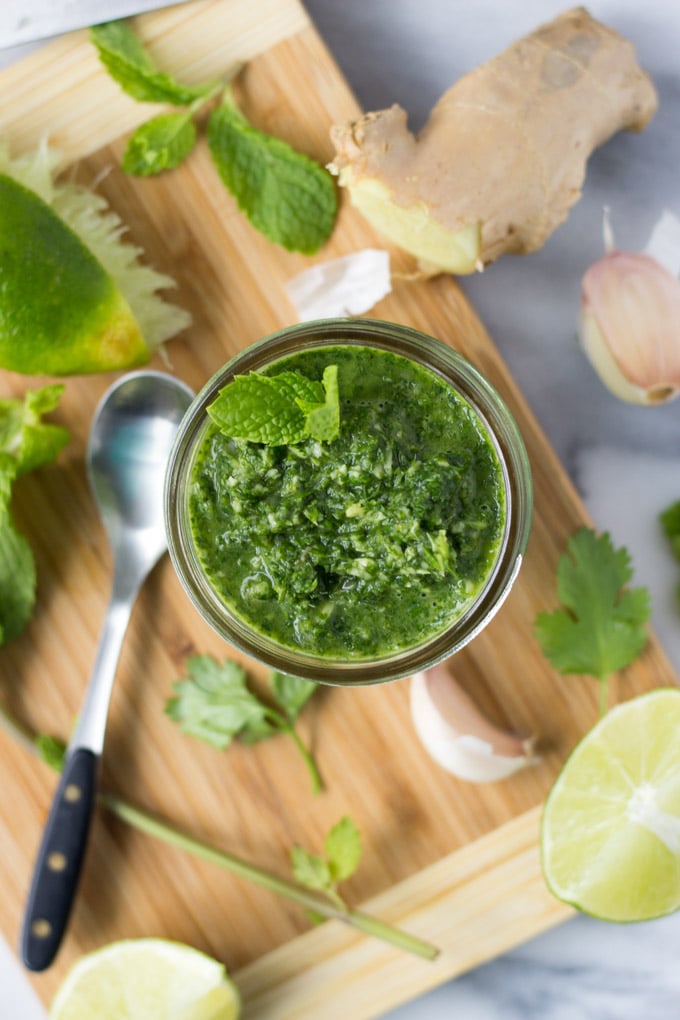 5 Ingredient Mint Cilantro Chutney - a super quick recipe, perfect as a marinade, dip, or spread! | Fork in the Kitchen