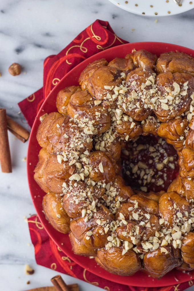 Homemade Hazelnut Monkey Bread - with the warm spice of nutmeg and toasted hazelnuts! | Fork in the Kitchen