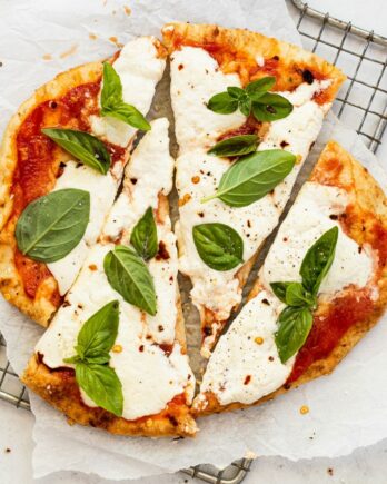 Margherita Flatbread Pizza Slices