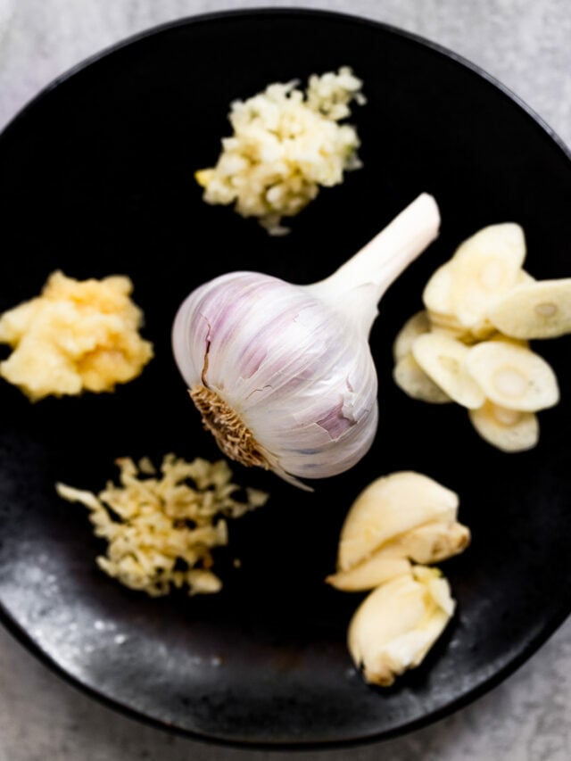 How to Cut Garlic