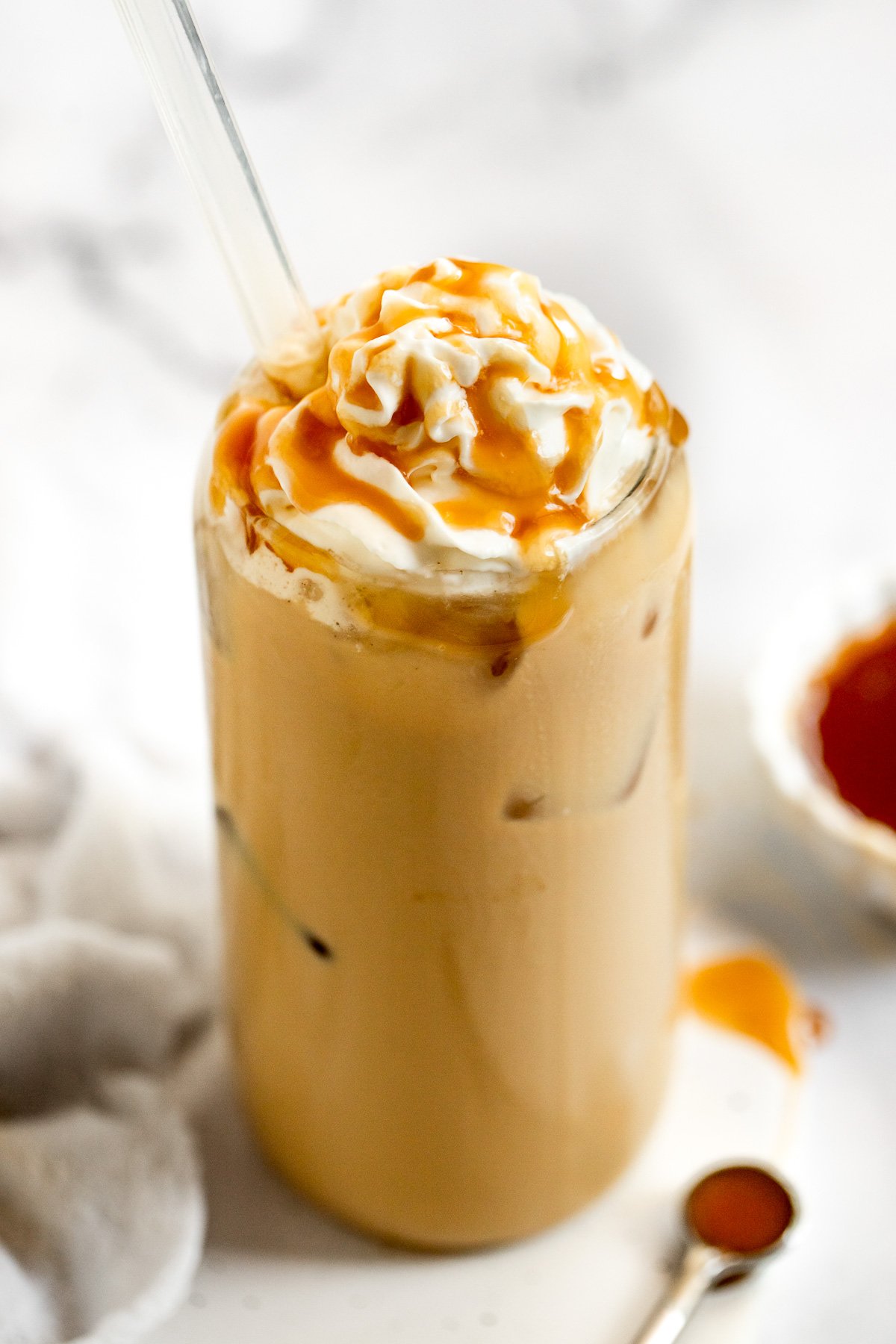 How to Make an Iced Caramel Latte - Fork in the Kitchen